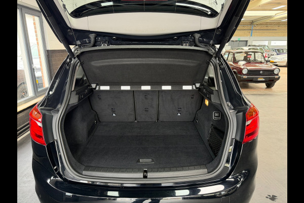 BMW 2 Serie Active Tourer 218i Executive Launch Edition | Automaat | Sportstoelen | Camera | Navi | Dealeronderhouden | NL Auto