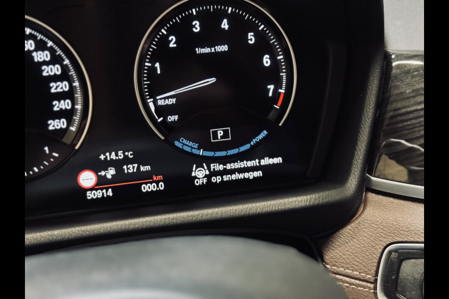 BMW X1 xDrive25e High Exe. M-Sport | Panorama | Memory | ACC | harman/kardon