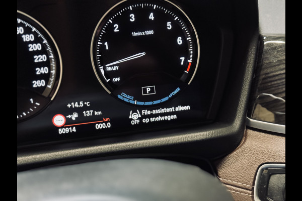 BMW X1 xDrive25e High Exe. M-Sport | Panorama | Memory | ACC | harman/kardon