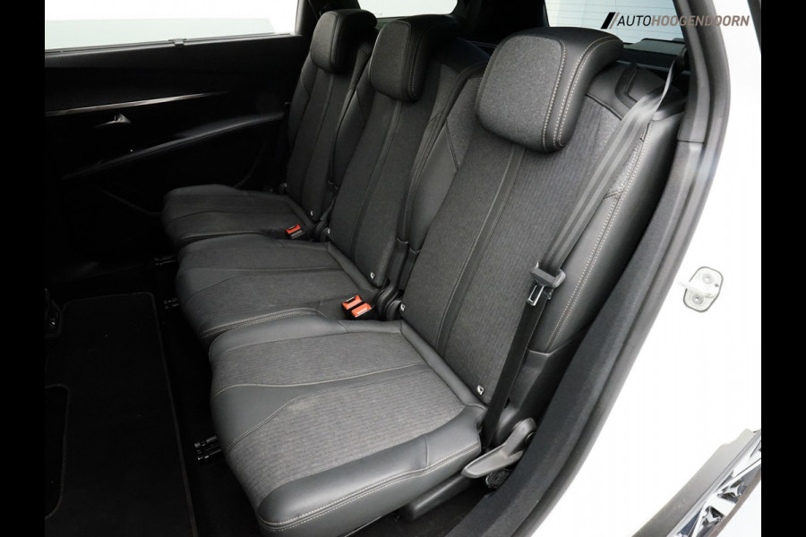 Peugeot 5008 1.6 PureTech GT-Line 7-zits (APPLE CARPLAY,LED,TREKHAAK,DIGITAAL DISPLAY,PARKEERSENSOREN,CAMERA,SFEERVERLICHTING)