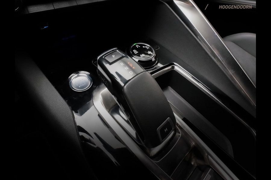 Peugeot 5008 1.6 PureTech GT-Line 7-zits (APPLE CARPLAY,LED,TREKHAAK,DIGITAAL DISPLAY,PARKEERSENSOREN,CAMERA,SFEERVERLICHTING)