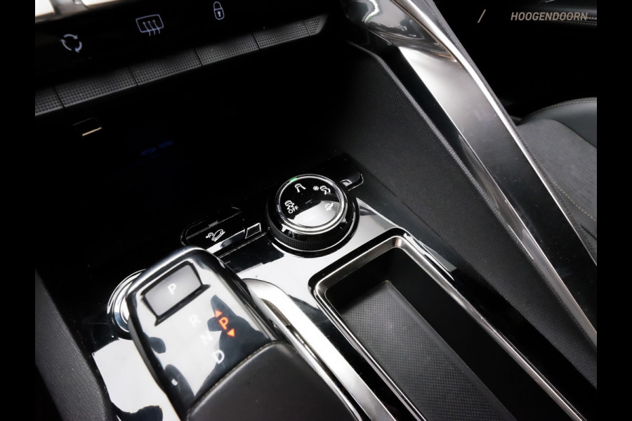 Peugeot 5008 1.6 PureTech GT-Line 7-zits (APPLE CARPLAY,LED,TREKHAAK,DIGITAAL DISPLAY,PARKEERSENSOREN,CAMERA,SFEERVERLICHTING)