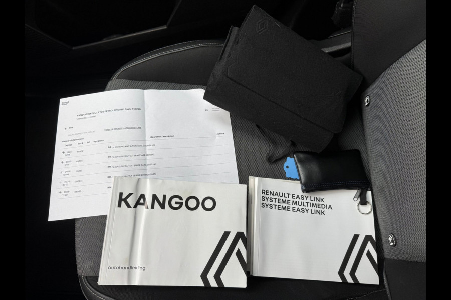 Renault Kangoo TCe 130 EDC Techno Navi / Clima / Stoelverwarming / Camera / P-sensoren rondom