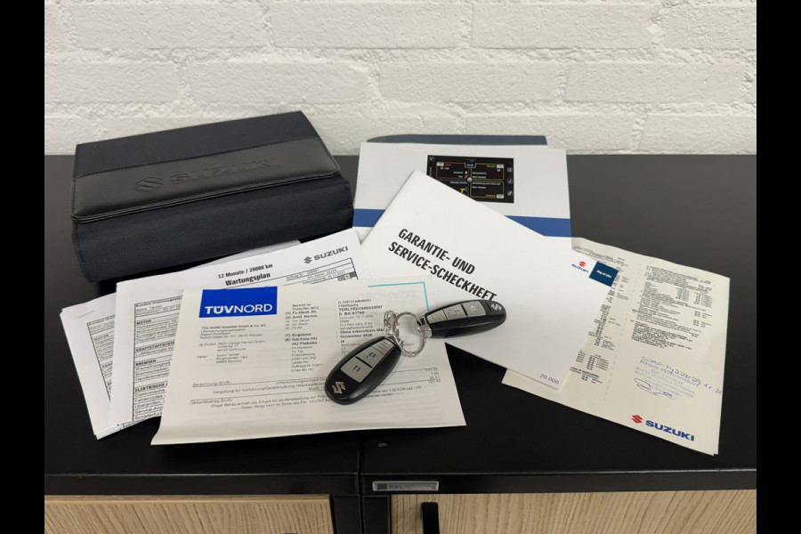 Suzuki Vitara 1.4 Boosterjet Hybrid Automaat Adapt Cruise Stoelverwarming Camera Clima Panorama Navi