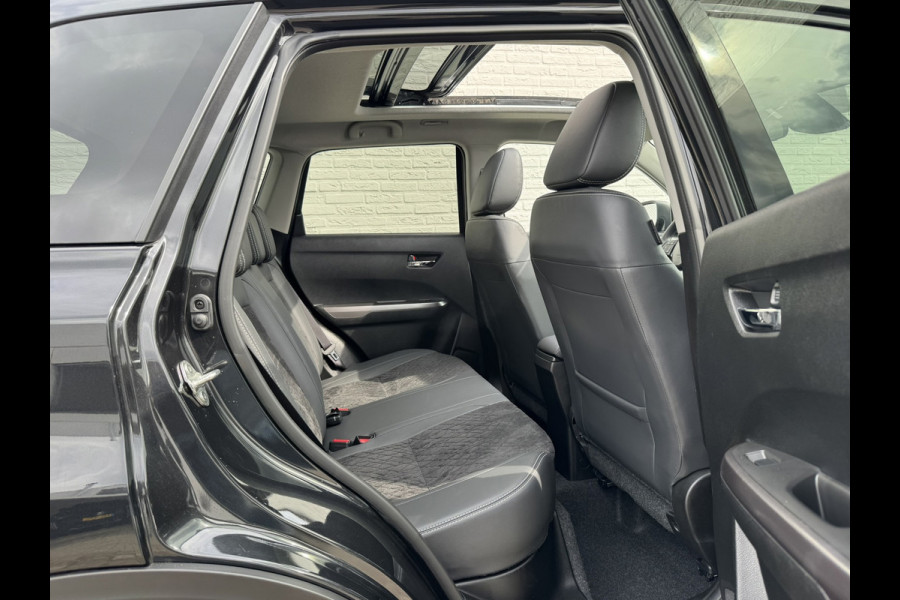 Suzuki Vitara 1.4 Boosterjet Hybrid Automaat Adapt Cruise Stoelverwarming Camera Clima Panorama Navi