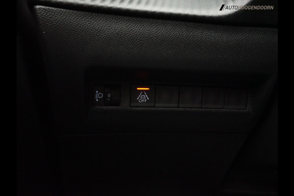 Peugeot 208 1.2 PureTech Active Pack Sport (APPLE CARPLAY,LED,SPORTSTOELEN,CLIMATE,CRUISE,PARKEERSENSOREN,LM- VELGEN,TOPCONDITIE)