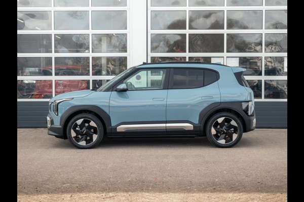 Kia EV2 Plus Advanced 42.2 kWh 5p. | Actieprijs * | Clima | Adapt. cruise | Navi | Schuif/Kanteldak | 18" | Stoel&Stuur Verwarming | Harman Kardon | Apple Carplay