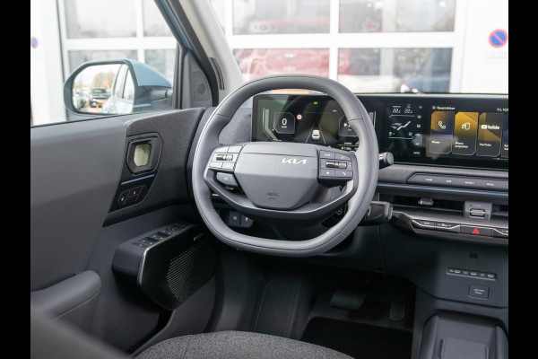 Kia EV2 Plus Advanced 42.2 kWh 5p. | Actieprijs * | Clima | Adapt. cruise | Navi | Schuif/Kanteldak | 18" | Stoel&Stuur Verwarming | Harman Kardon | Apple Carplay
