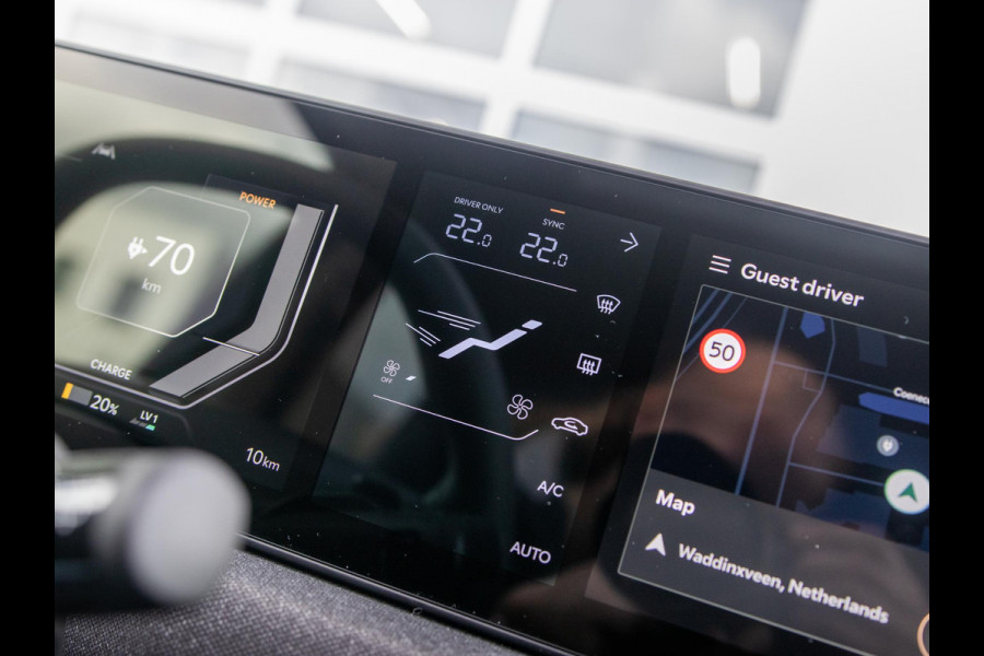 Kia EV2 Plus Advanced 42.2 kWh 5p. | Actieprijs * | Clima | Adapt. cruise | Navi | Schuif/Kanteldak | 18" | Stoel&Stuur Verwarming | Harman Kardon | Apple Carplay