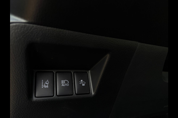 Toyota Yaris 1.5 VVT-i Design 2018 112PK HISTORIE AANWEZIG GARANTIE NETJES