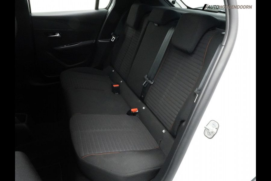 Peugeot 208 1.2 PureTech Active Pack Luxe (APPLE CARPLAY,LED,SPORTSTOELEN,CLIMATE,CRUISE,PARKEERSENSOREN,LM- VELGEN,TOPCONDITIE)