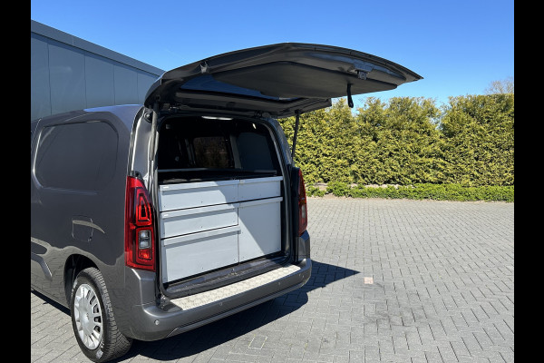 Opel Combo 1.6D 100 PK / L1H1 / INNOVATION / STUUR- EN STOELVEWARMING / INRICHTING / CRUISE / AIRCO / ACHTERKLEP