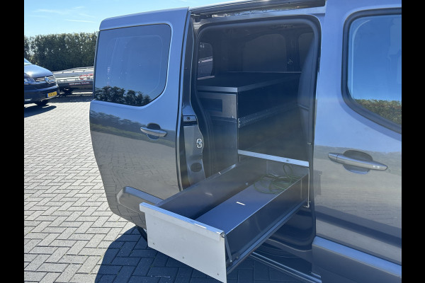 Opel Combo 1.6D 100 PK / L1H1 / INNOVATION / STUUR- EN STOELVEWARMING / INRICHTING / CRUISE / AIRCO / ACHTERKLEP