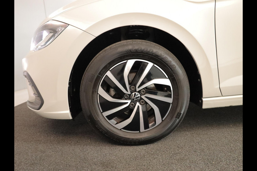 Volkswagen Polo 1.0 TSI Life 95pk 5bak| digital display Camera| 15'LM-velgen