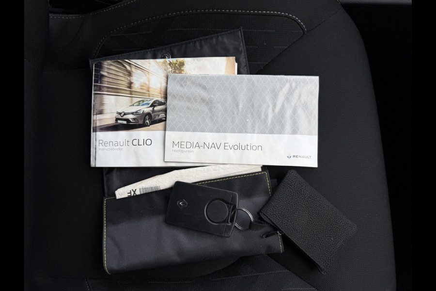 Renault Clio Estate 0.9 TCe Limited | Navi | Airco | PDC | Cruise