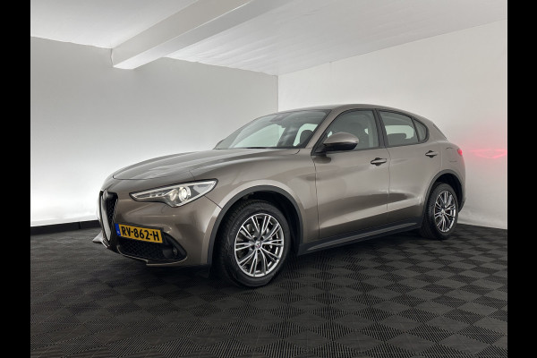 Alfa Romeo Stelvio 2.2d Super Aut. *LEATHER-FABRIC | BI-XENON | DAB+ | NAVI-FULLMAP | COMFORT-SEATS | ECC | CRUISE | PDC | 18"ALU*
