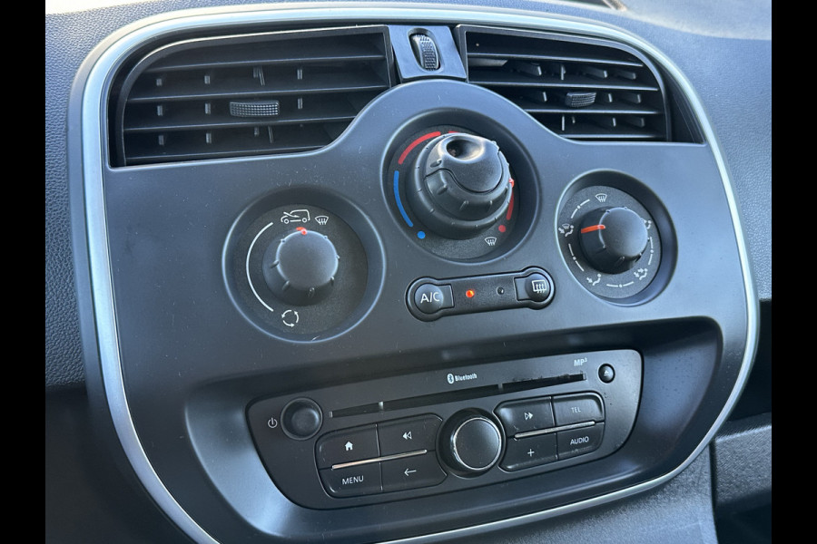 Renault Kangoo 1.5 DCi / L1H1 / ** 25.144 KM ** / 1e EIG. / TREKHAAK / ALUCA INRICHTING / NAVI / CRUISE / AIRCO