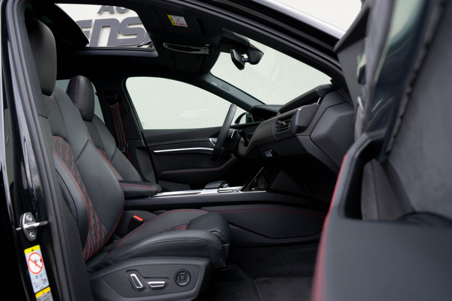 Audi SQ8 e-tron Quattro / S-line/ Standkachel/ Luchtvering/ Cruise Control/ Head-Up Display/ Trekhaak/ 371kW (504PK)