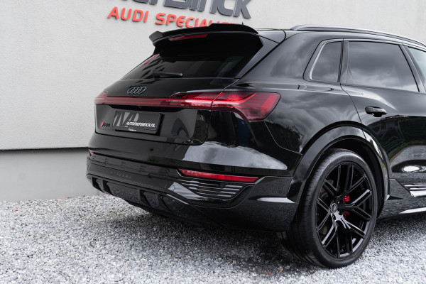 Audi SQ8 e-tron Quattro / S-line/ Standkachel/ Luchtvering/ Cruise Control/ Head-Up Display/ Trekhaak/ 371kW (504PK)