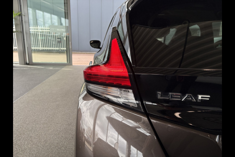 Nissan Leaf e+ N-Connecta 62 kWh SoH90% 360CAMERA/KEYLESS/DODEHOEK/CARPLAY/WINTERPACK