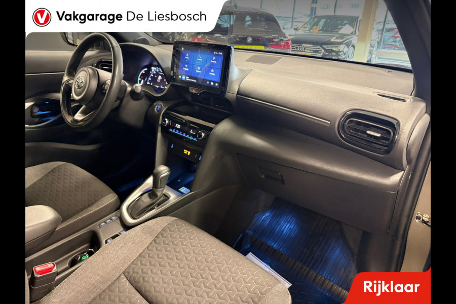 Toyota Yaris Cross 1.5 Hybrid Dynamic/navi / panoramadak / camera / stoel stuur verw / dodehoek / lane assist