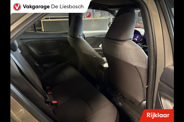 Toyota Yaris Cross 1.5 Hybrid Dynamic/navi / panoramadak / camera / stoel stuur verw / dodehoek / lane assist