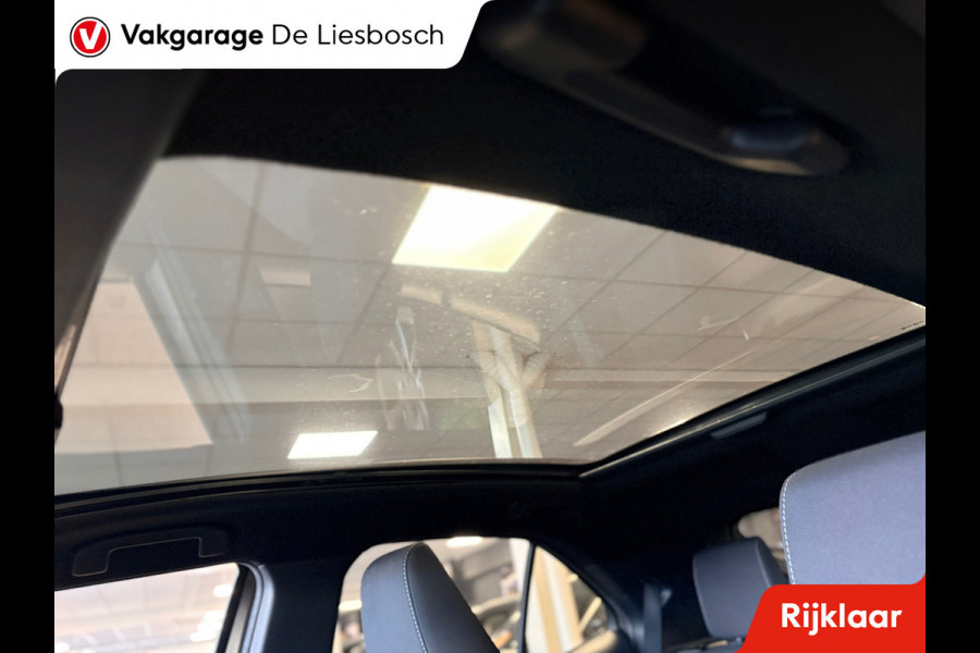 Toyota Yaris Cross 1.5 Hybrid Dynamic/navi / panoramadak / camera / stoel stuur verw / dodehoek / lane assist
