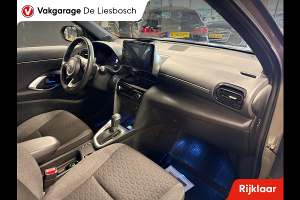 Toyota Yaris Cross 1.5 Hybrid Dynamic/navi / panoramadak / camera / stoel stuur verw / dodehoek / lane assist