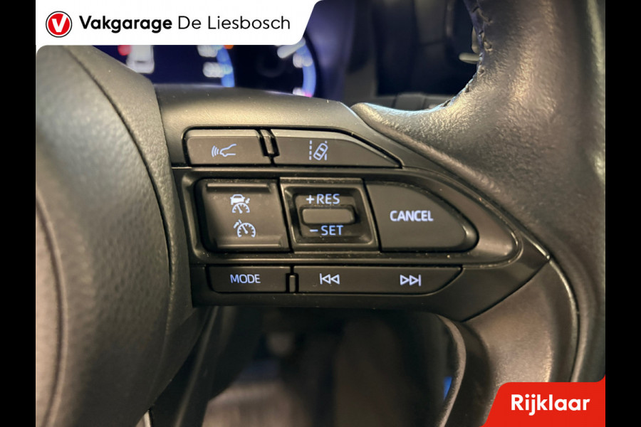 Toyota Yaris Cross 1.5 Hybrid Dynamic/navi / panoramadak / camera / stoel stuur verw / dodehoek / lane assist