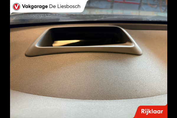 Toyota Yaris Cross 1.5 Hybrid Dynamic/navi / panoramadak / camera / stoel stuur verw / dodehoek / lane assist