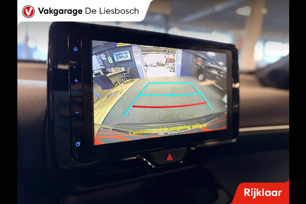 Toyota Yaris Cross 1.5 Hybrid Dynamic/navi / panoramadak / camera / stoel stuur verw / dodehoek / lane assist
