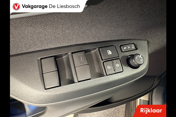 Toyota Yaris Cross 1.5 Hybrid Dynamic/navi / panoramadak / camera / stoel stuur verw / dodehoek / lane assist