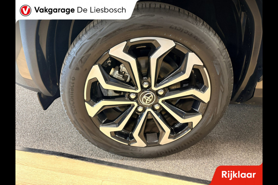 Toyota Yaris Cross 1.5 Hybrid Dynamic/navi / panoramadak / camera / stoel stuur verw / dodehoek / lane assist