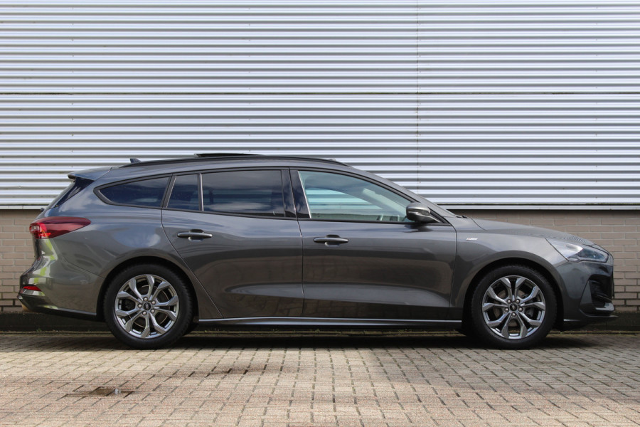 Ford FOCUS Wagon 1.0 EcoBoost Hybrid 155PK ST Line X | Panoramadak | Trekhaak | Matrix | Sync4