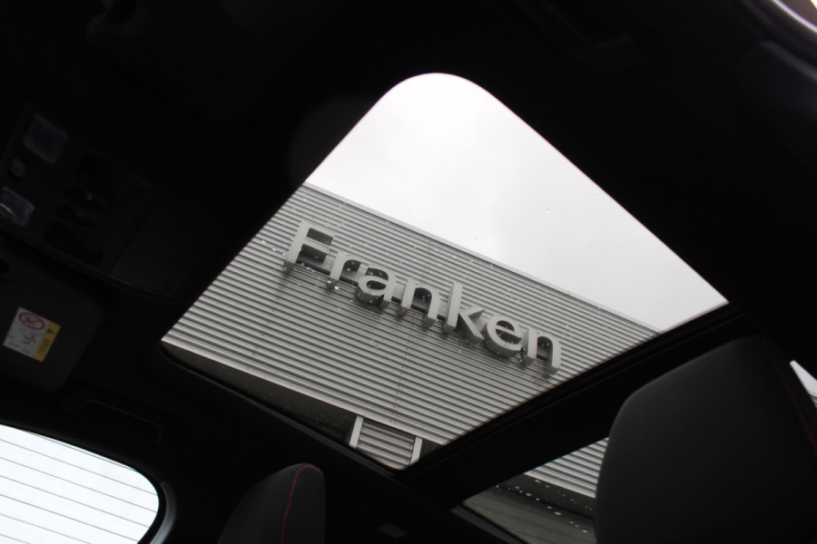 Ford FOCUS Wagon 1.0 EcoBoost Hybrid 155PK ST Line X | Panoramadak | Trekhaak | Matrix | Sync4