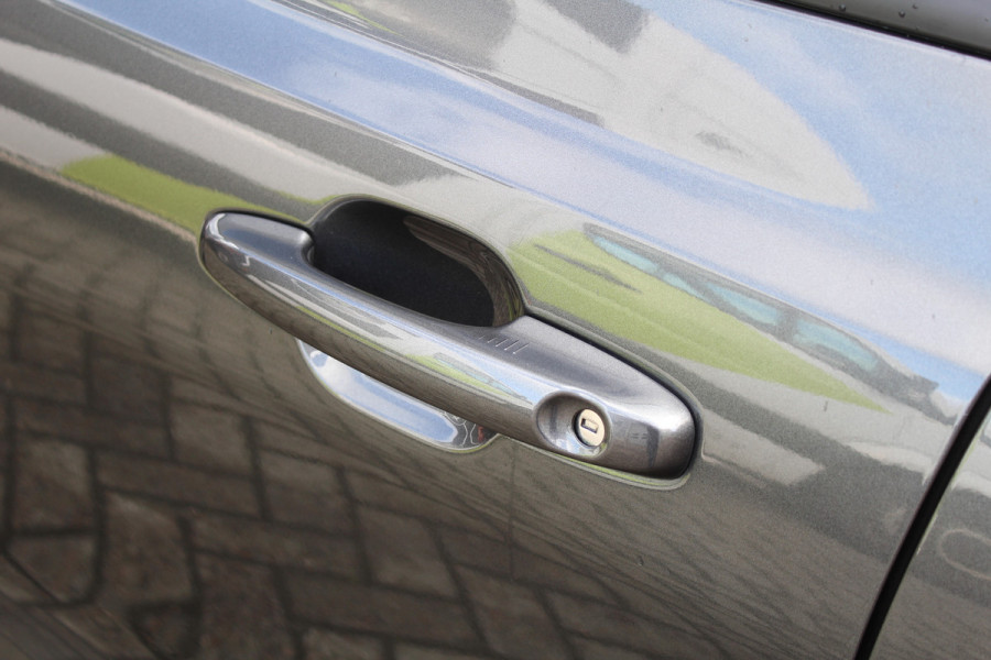 Ford FOCUS Wagon 1.0 EcoBoost Hybrid 155PK ST Line X | Panoramadak | Trekhaak | Matrix | Sync4