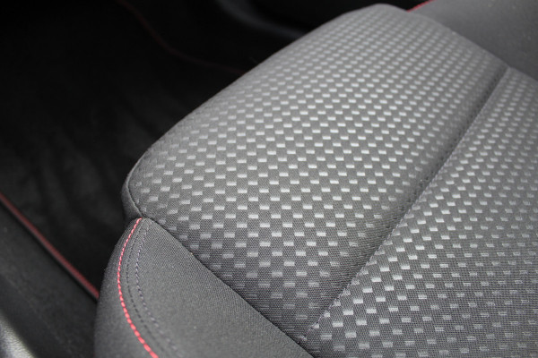 Ford FOCUS Wagon 1.0 EcoBoost Hybrid 155PK ST Line X | Panoramadak | Trekhaak | Matrix | Sync4