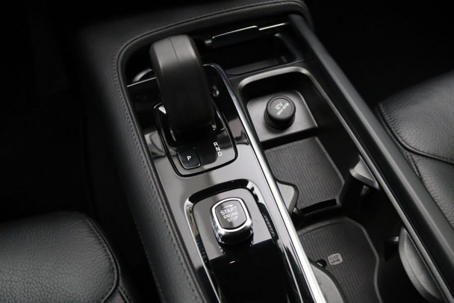 Volvo XC90 2.0 T8 456 PK Recharge AWD Inscription Expression PHEV, Leder, Trekhaak, Adap. cruise control