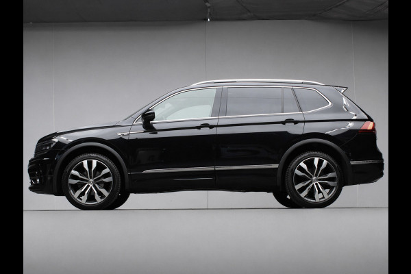 Volkswagen Tiguan Allspace 1.5 TSI Highline Business R 7p. (APPLECAR PLAY,PANORAMADAK,CAMERA,ALCANTARA,STOELVERWARMING,3DVIEW,LED)