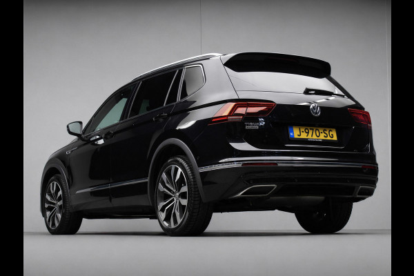 Volkswagen Tiguan Allspace 1.5 TSI Highline Business R 7p. (APPLECAR PLAY,PANORAMADAK,CAMERA,ALCANTARA,STOELVERWARMING,3DVIEW,LED)