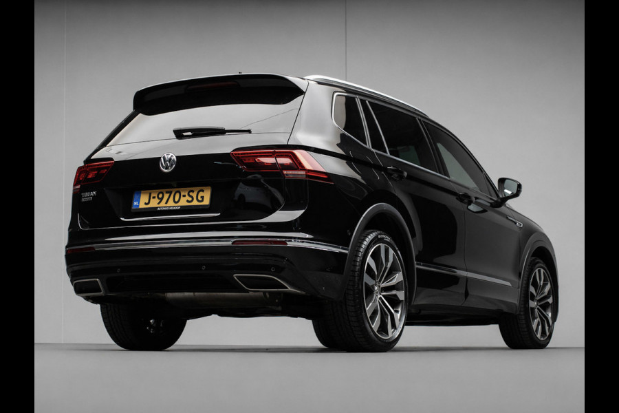 Volkswagen Tiguan Allspace 1.5 TSI Highline Business R 7p. (APPLECAR PLAY,PANORAMADAK,CAMERA,ALCANTARA,STOELVERWARMING,3DVIEW,LED)