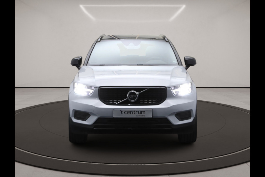 Volvo XC40 1.5 T4 211 PK Recharge R-Design PHEV, 360 Camera, Stoel- & Stuurverwarming, Climate Control