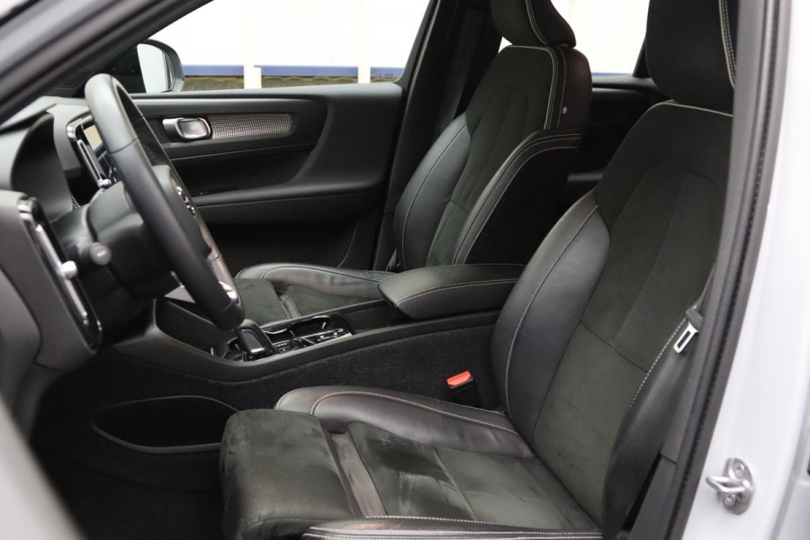 Volvo XC40 1.5 T4 211 PK Recharge R-Design PHEV, 360 Camera, Stoel- & Stuurverwarming, Climate Control