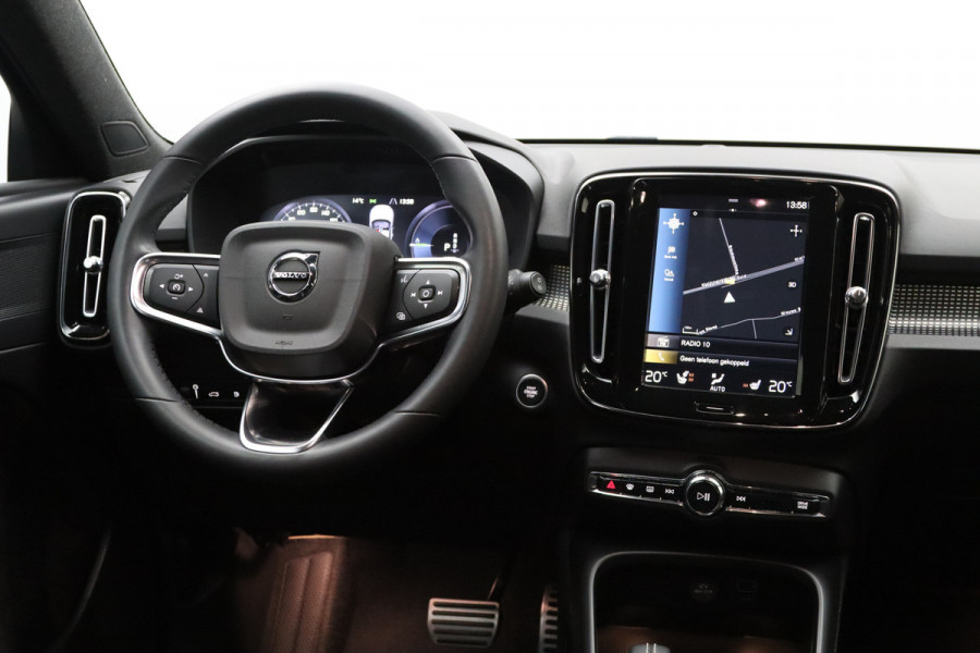 Volvo XC40 1.5 T4 211 PK Recharge R-Design PHEV, 360 Camera, Stoel- & Stuurverwarming, Climate Control