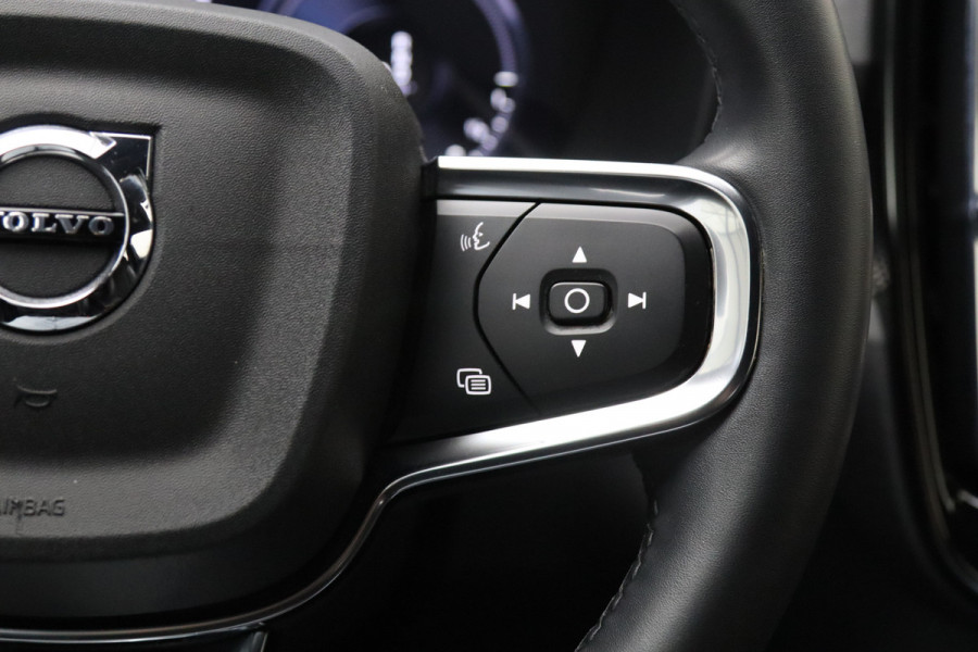 Volvo XC40 1.5 T4 211 PK Recharge R-Design PHEV, 360 Camera, Stoel- & Stuurverwarming, Climate Control