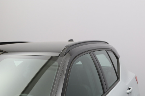 Volvo XC40 1.5 T4 211 PK Recharge R-Design PHEV, 360 Camera, Stoel- & Stuurverwarming, Climate Control