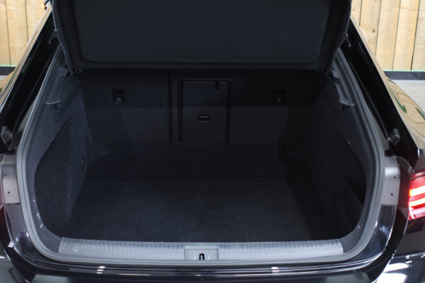 Volkswagen Arteon 1.5 TSI R-Line *Pano*Camera*Virtual*Keyless*ACC*DSG*