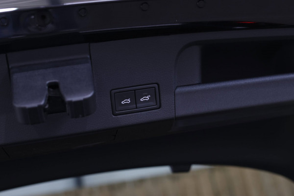 Volkswagen Arteon 1.5 TSI R-Line *Pano*Camera*Virtual*Keyless*ACC*DSG*