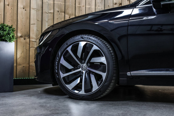 Volkswagen Arteon 1.5 TSI R-Line *Pano*Camera*Virtual*Keyless*ACC*DSG*