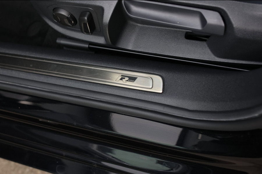 Volkswagen Arteon 1.5 TSI R-Line *Pano*Camera*Virtual*Keyless*ACC*DSG*